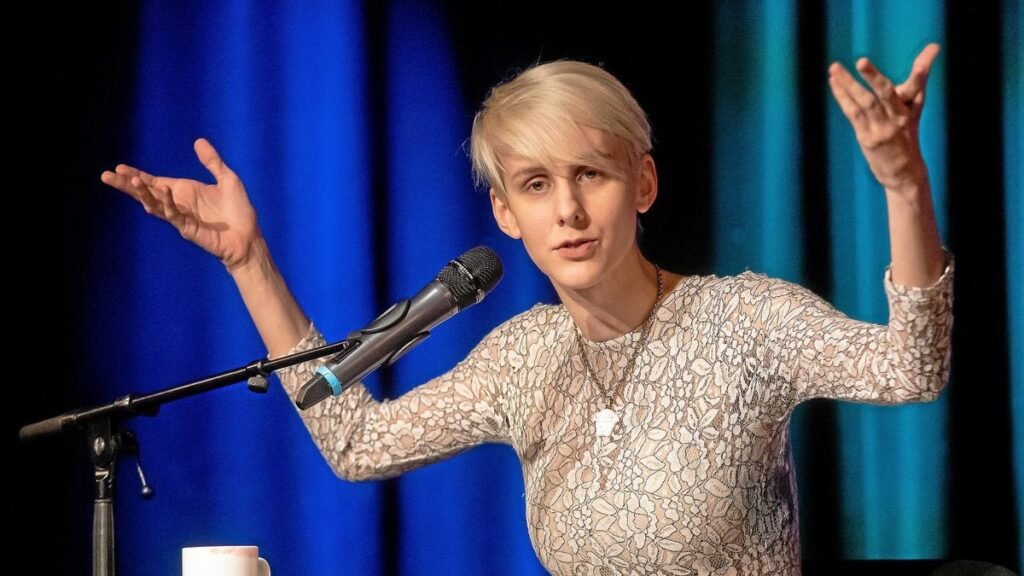 lisa eckhart körpergröße